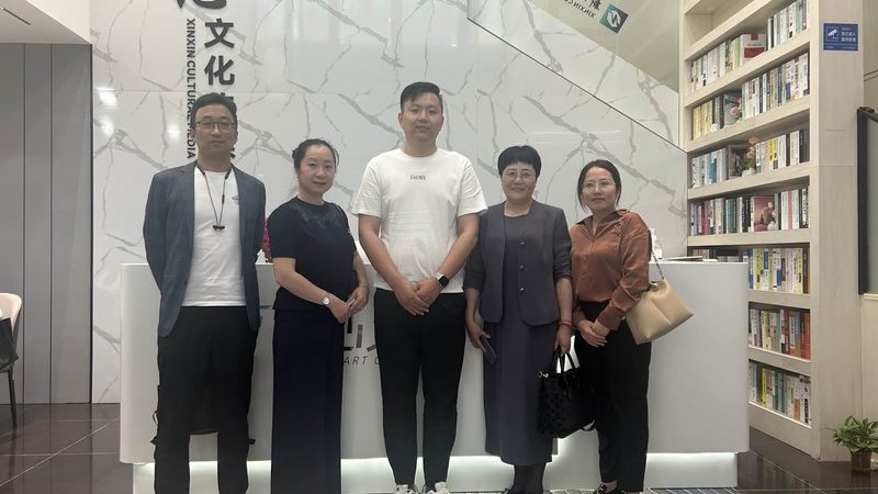 以下是一些常见的文化传媒公司经营范围填写示例：